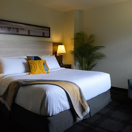Rodd Miramichi Hotel Ngoại thất bức ảnh