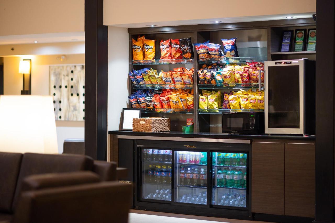 Rodd Miramichi Hotel Ngoại thất bức ảnh