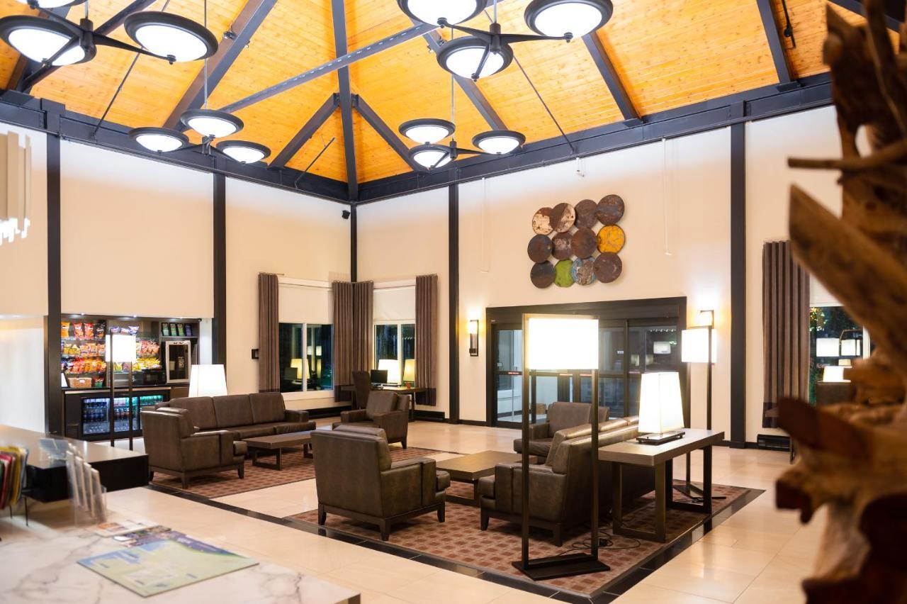 Rodd Miramichi Hotel Ngoại thất bức ảnh