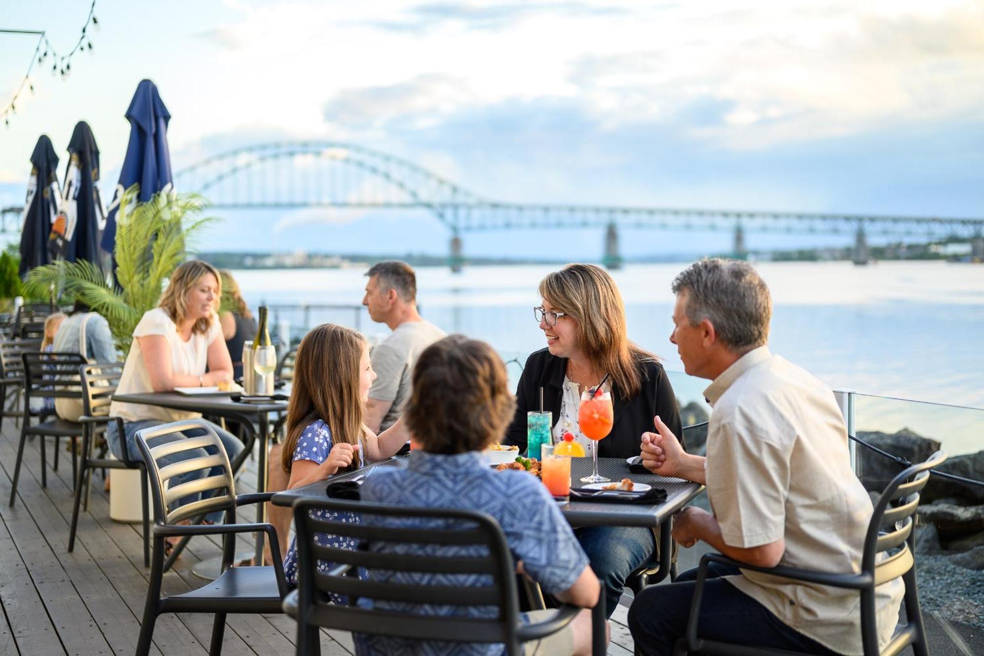 Rodd Miramichi Hotel Ngoại thất bức ảnh
